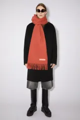Acne Studios アクネストゥディオズ ウール フリンジ スカーフ コーラル レッド
