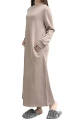 [MORE AUNI] ルームウェア ワンピース レディース 長袖 裏起毛 パジャマ 部屋着 モックネック ハイネック マキシ丈 ロング丈 暖かい カジュアル ポケット付き 伸縮性 ストレッチ 綿混 ポリエステル 着やすい [グレージュ / 8330] [L]