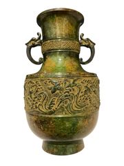 大日本文政年整珉鋳款 古銅 龍饕餮文 四方双耳瓶 M R4809 - メルカリ