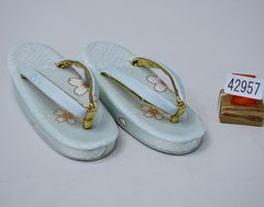 Item thumbnail for item f34e305f-dbbf-428f-99bc-2ecf343acc7d