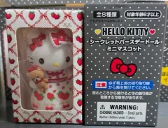 サンリオ ハローキティ 誕生日 クローゼット ミニフィギュア いちご