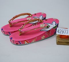 Item thumbnail for item 6e6ad5d4-7b3e-46c6-ac29-cc35a97c54f7