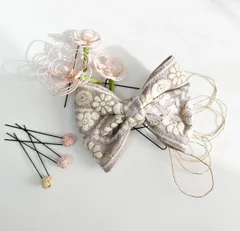 〔730〕髪飾り　成人式　七五三　卒業式　リボン