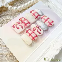 【現品】ネイルチップ　赤　リボン　チェック柄