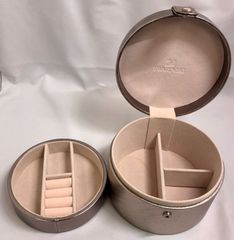 Item thumbnail for item a63c020e-bf32-4962-845f-8e2a6196b1a4