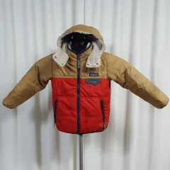 パタゴニア キッズ リバーシブル ダウン 5歳