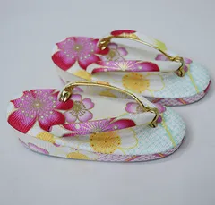 七五三 草履 単品 三歳 三才 3歳 3才 女児 女の子 18cm クリーム色 和装 小物 NO42971