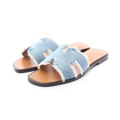 Item thumbnail for item 2b054575-bff0-4750-a8f5-75d85ecb4a31