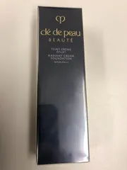 cle de peau beaute クレ・ド・ポー ボーテ タンクレームエクラｎピンクオークル10 25g ファンデーション SPF25　新品未開封