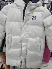 120 MLB NY Yankees ダウンジャケット ロング丈 アイボリー