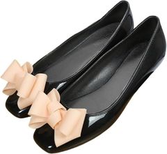 Item thumbnail for item 211779a7-b46b-46b7-8045-e84d03fde51d