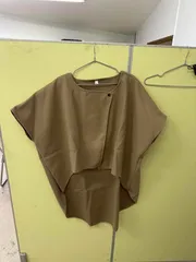 レディース トップス ブラウス カットソー アシンメトリー ゆったり 半袖 体型カバー カーキ ko1