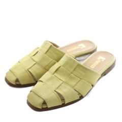 Item thumbnail for item f6d9a3a3-2994-4d08-8c43-451b37b9fa96