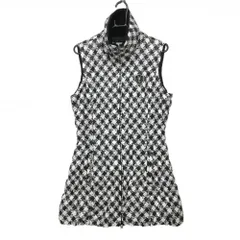 【美品】フィラゴルフ 中綿ノースリーブワンピース 白×黒 総柄 胸ワッペン 内ネックボア  レディース L ゴルフウェア FILA GOLF