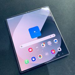 メイン液晶傷なし Galaxy Z Fold6 SIMフリー 海外版 日本語対応 - メルカリ