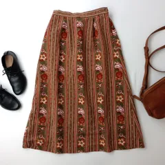 Lene non finito レネノンフィニート フラワープリント コーデュロイ フレアスカート 花柄 レトロ 日本製 Free ライトブラウン系(100K＋7302)25F