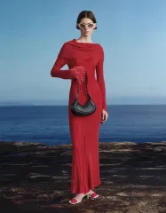 CHARLES & KEITH チャールズアンドキース スタッズ デザインテープ ブラック バックル HOBO BAG 2way ショルダーバッグ クロスバック