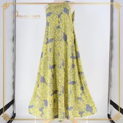 フラダンス 衣装 ワンピース ドレス イエロー系 グレイ系 ノースリーブ シンプル ひらひら さらさら かわいい 鮮やか 華やか 明るい ハワイアン アロハ ハワイアンプリント フラ ダンス レッスン 練習 フラワー モデル おしゃれ トレンド 夏 エレガント