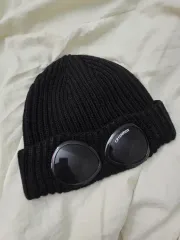 C.P. COMPANY シーピーカンパニー ビーニー