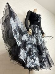 新品♥タグ付き】ACROSS 立体プリーツワンピース ♡グラデーション 