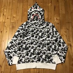 BAPE×kaws milo カウズ マイロ エイプ ベイプ KAWS x BAPE 'Milo' (2011) Rare Designer Vinyl Art Figure (brown