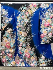 振袖 銀通し 金彩 紋意匠 薔薇尽くし 身丈170cm 撥水加工済 MO3249