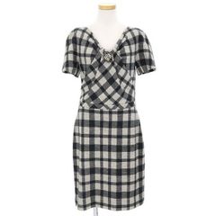 Item thumbnail for item 97f48683-383a-4b54-acfa-92b927d51ca0