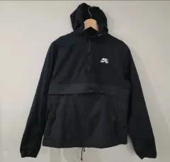 ナイキ SB アノラック ハーフジップ ウィンドブレーカー L
