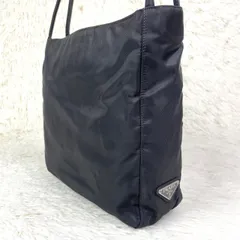 PRADA　トートバッグ　ショルダーバッグ　 三角ロゴ　三角プレート　スクエアー 肩掛け　ナイロン