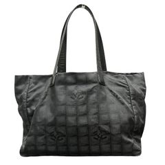 CHANEL シャネル ニュートラベルライン トートバッグ MM ナイロン 黒