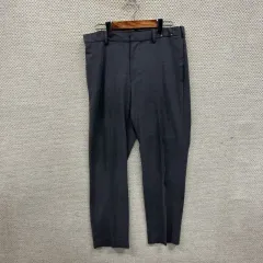 ユニクロ カジュアル グレー スラックス ズボン M A03399