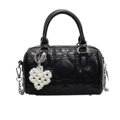 [ハルジオ] ミニバッグ ミニボストンバッグ レディース ショルダーバッグ 小さめ キルティング ショルダー ハンドバッグ 2WAY 横長 ミニ ボストン バック 肩掛け 斜めがけ 手提げ トレンド かばん 鞄 おしゃれ 可愛い 人気 (ブラック [ブラック]