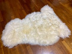新品 万博 トルクメニスタンの羊毛の帽子 テルペク 紙袋サービス