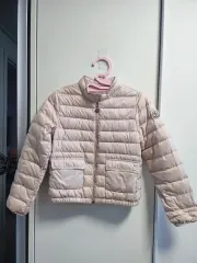 モンクレール キッズ らんす 軽量ダウン ベビーピンク 8Y