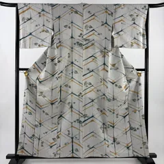 小紋 身丈159.5cm 裄丈65.5cm M 袷 一乃倉 落款 葉柄 幾何学模様 灰色 正絹 秀品 【中古】