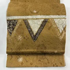 袋帯 名品 落款 草花 幾何学 山吹茶色 お太鼓柄 正絹 【中古】