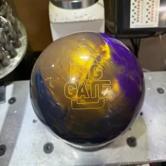 ボウリングボール　Star Road 14ポンド 新品未使用 ボウリングボール THE ROAD 14ポンド STORM THE ROAD Sボウリング