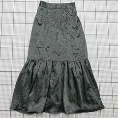 ◇ ⊂ AZUL BY MOUSSY アズールバイマウジー 艶加工 ロング丈 メタリック スカート サイズM グレー系 レディース E  【1511250003769】のサムネイル