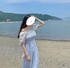 袖バイカラー スカイブルー オフショルダー ロング丈ワンピースシャーリングワンピース パフスリーブ 華奢 フレンチブルー