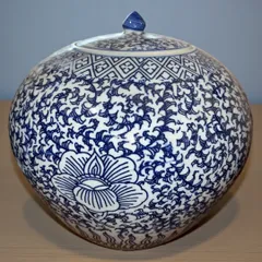 景徳鎮  蓋付き壺  出土品 景徳鎮 蓋付き壺 出土品 景徳鎮 蓋付き壺 出土品 Amazon.co.jp: 景徳鎮