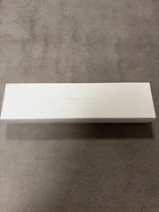 Apple Watch シリーズ8 Apple Watch Series 8（GPSモデル）- 45mmシルバーアルミニウムケースとホワイトスポーツバンド ‐ レギュラー MP6N3J/A