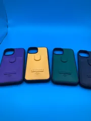 iPhone14 選べるケース 3個セット カード収納付き BE YOUR SANTA