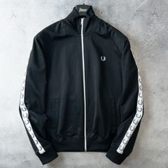 ⭐︎最終値下げ⭐︎FRED PERRY ブラック ジャージ セットアップ 美品 