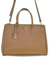 2026年最新】茶 プラダ バッグの人気アイテム - メルカリ