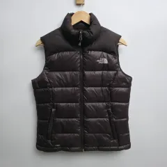 S THE NORTH FACE ザノースフェイス 700 Nuptse(ヌプシ) チョコブラウン ダウン ベスト