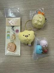すみっこぐらし ダブルアクリルストラップなどのマスコット　おまけ含めて4点セット
