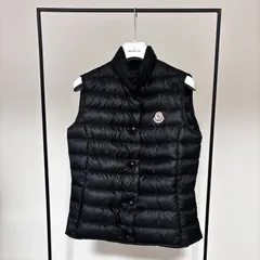 極美品　モンクレール　ガーニー　ダウンベスト　ブラック　シャイニー MONCLER（モンクレール） ダウンベスト ブラック レディース ghany