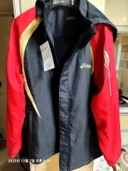 アシックス トレーニングウェア ブラック/レッド 新品 110サイズ