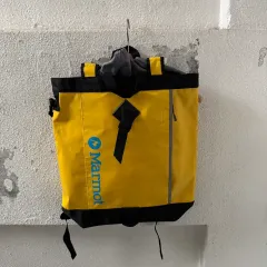 マーモット イエロー バックパック バッグ