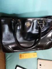 トリーバーチ ブラック ペンダント トートバッグ